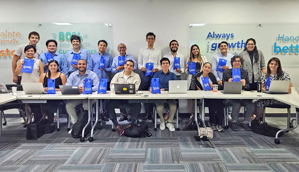 Alumnos de Actuaría exploran el mundo de la analítica avanzada en SAS 
