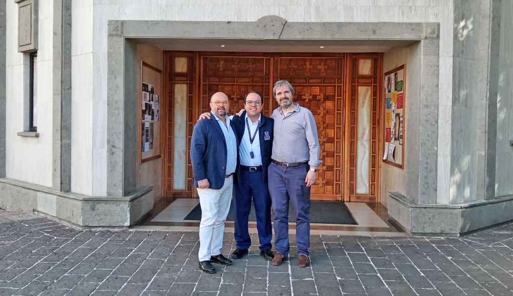 Visita de Miguel Gabián