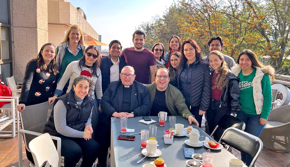 La Facultad de Bioética celebra su Paseo de Integración con actividades de trabajo en equipo y reflexión