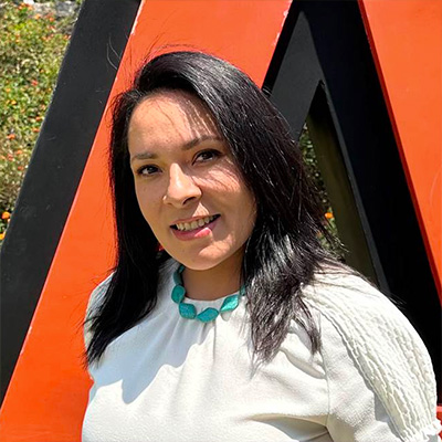 Dra. Ana Ivette Guzmán Flores