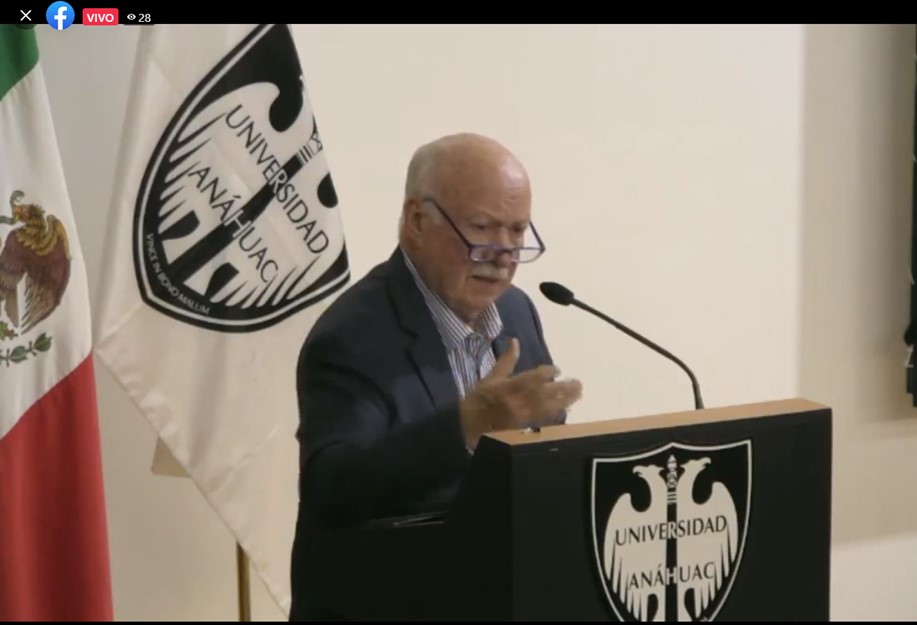 Bruno Newman dicta la Cátedra Prima de la Facultad de Comunicación