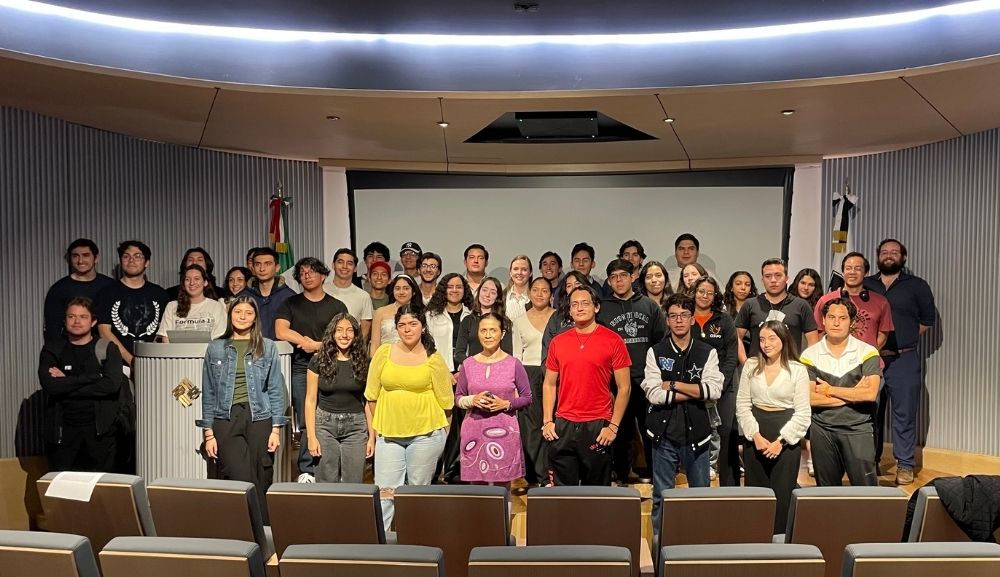 PLÁTICAS WATT:  HISTORIA ELECTRÓNICA Y LA DECODIFICACIÓN DEL CORAZÓN