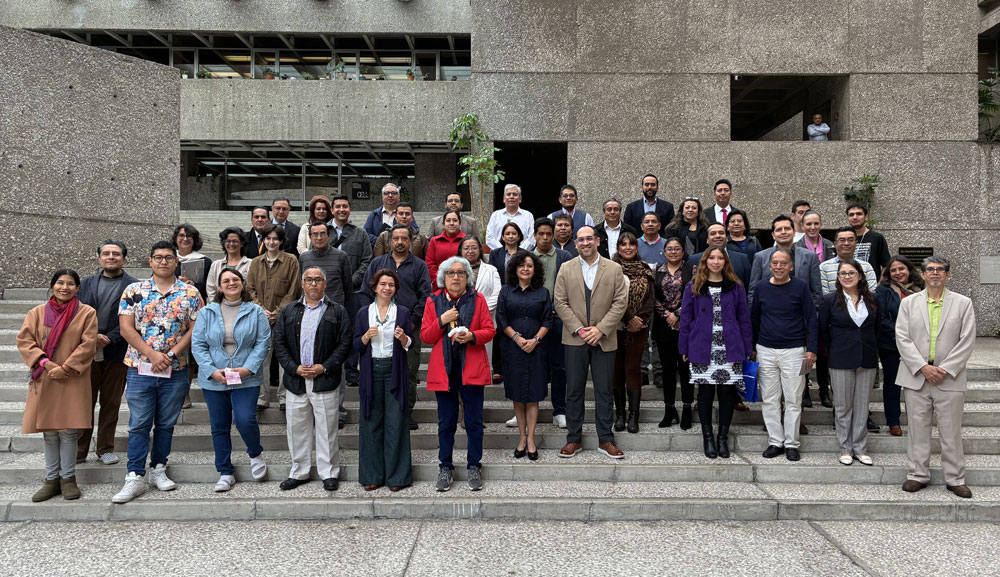 Participaci&oacute;n de la Mtra. Alma C&aacute;zares Ruiz en el simposio “El mercado editorial del libro acad&eacute;mico” en El Colegio de M&eacute;xico