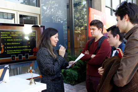 Biblioteca An&aacute;huac participa en la BIU 2026