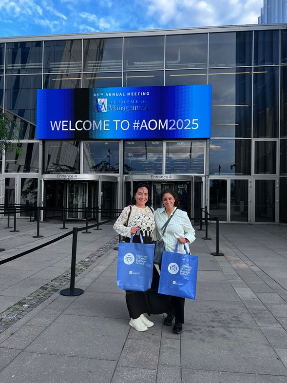 La Dra. Adrianela Ángeles presente en la AOM 2025 celebrada en Copenhague