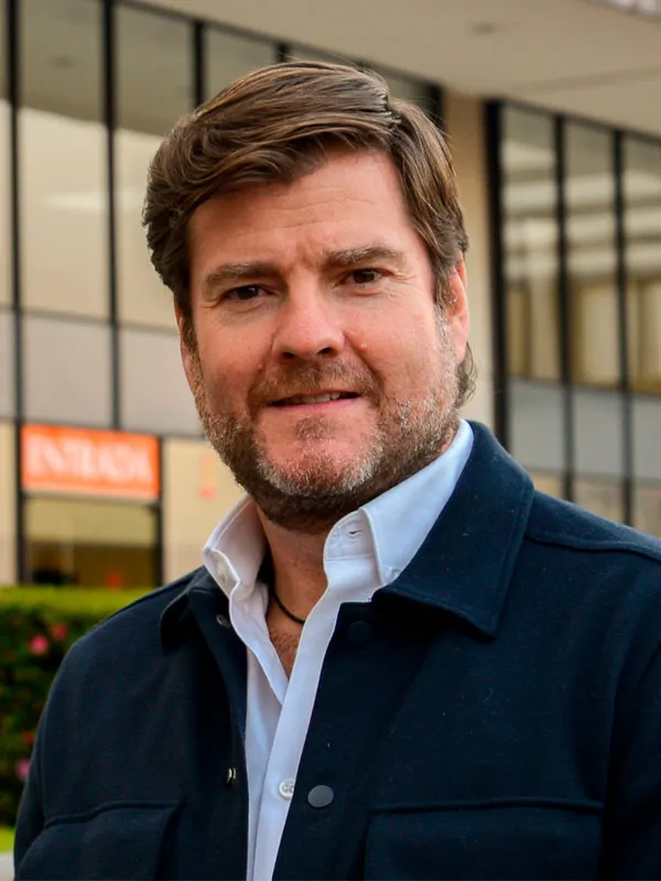 Coordinador Carlos Mendoza
