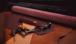 El lado oculto del lujo: el impacto ambiental y social detrás de las pieles