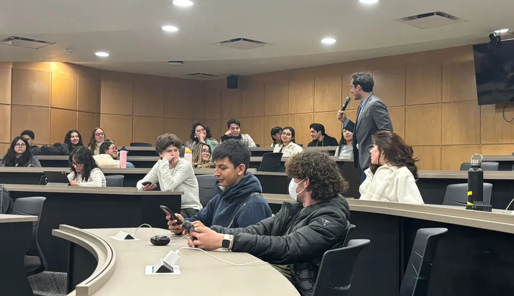 Alumnos reflexionan sobre el sentido de ser universitario en la An&aacute;huac